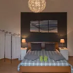 Apartment Ema *