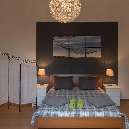 Apartment Ema *