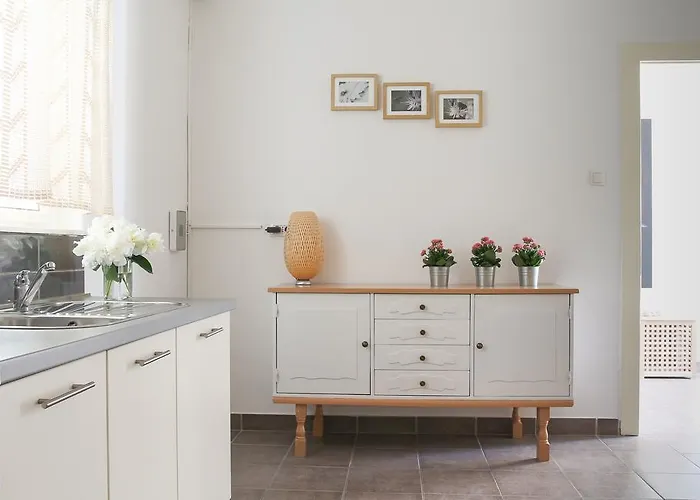 Ema Апартаменти