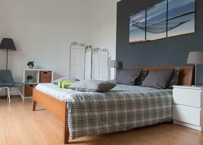 Ema Апартаменти Задар